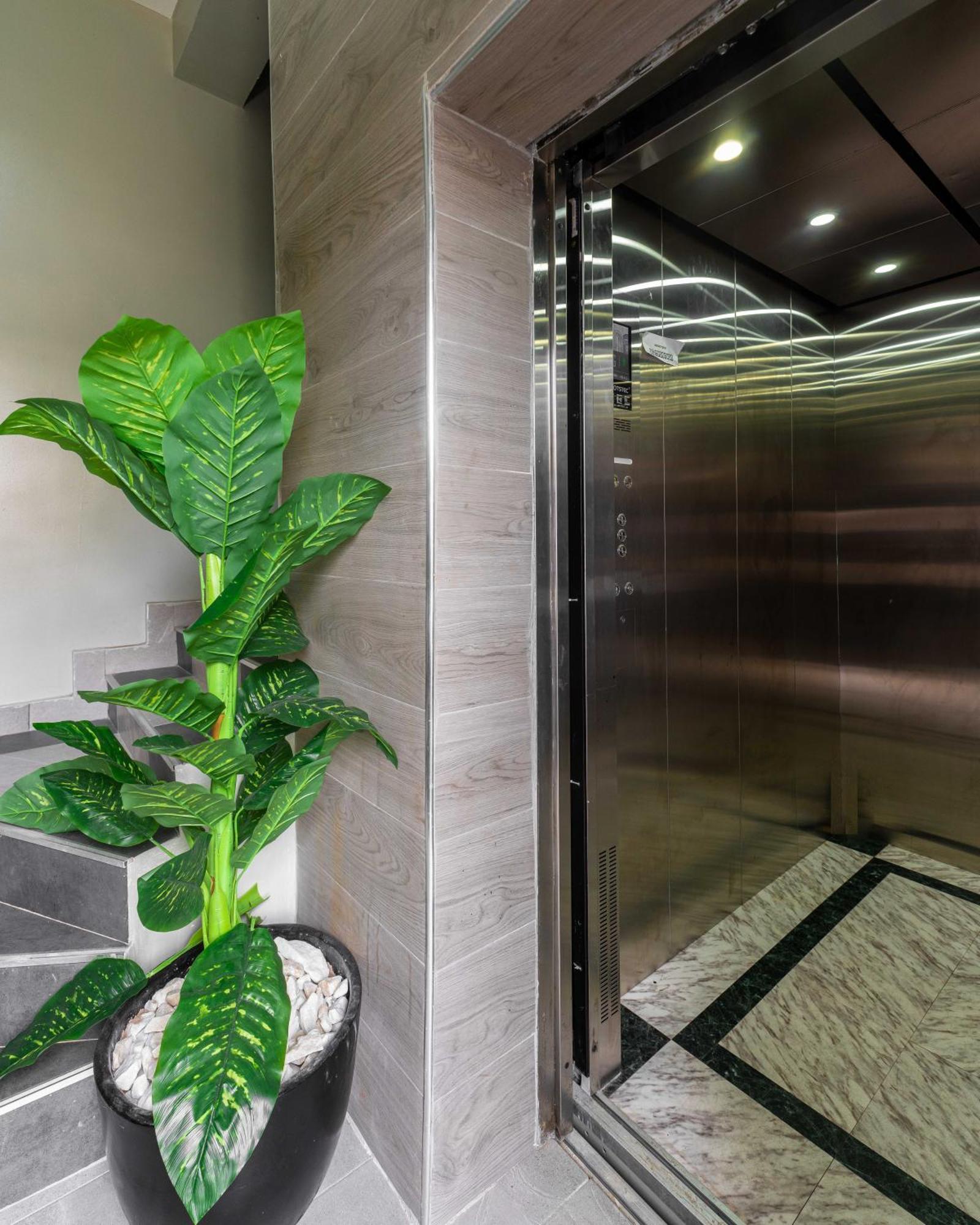 George Residence Ikoyi ラゴス エクステリア 写真